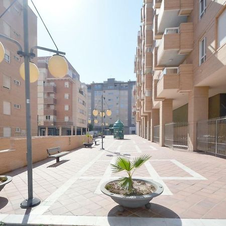 Moderno Apartamento Frente A La Playa Y El Centro Apartment Алмерия Екстериор снимка