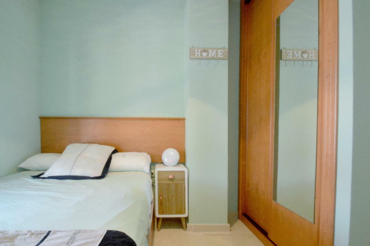 Moderno Apartamento Frente A La Playa Y El Centro Apartment Алмерия Екстериор снимка